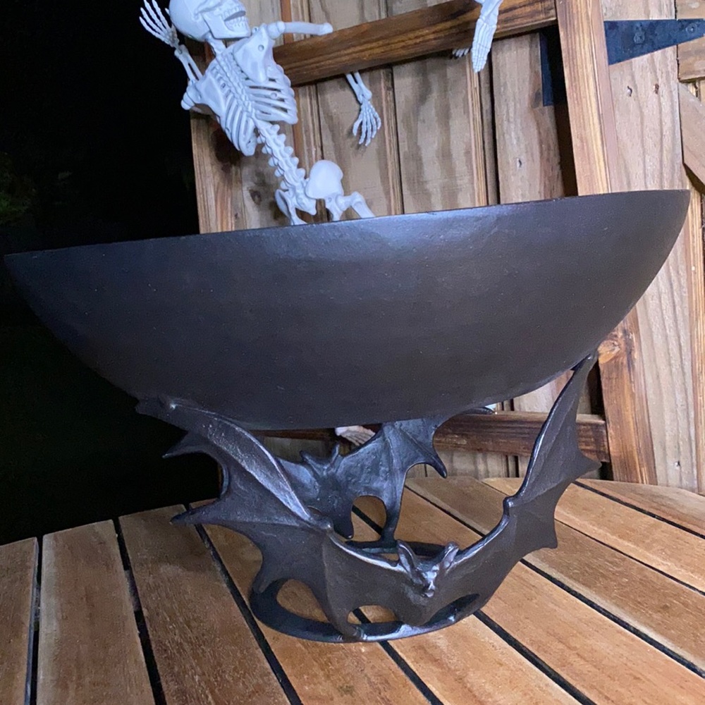 Pottery Barn Trick or Treat Bat Candy Bowl 🦇🍬🎃 - Picture 4 of 17